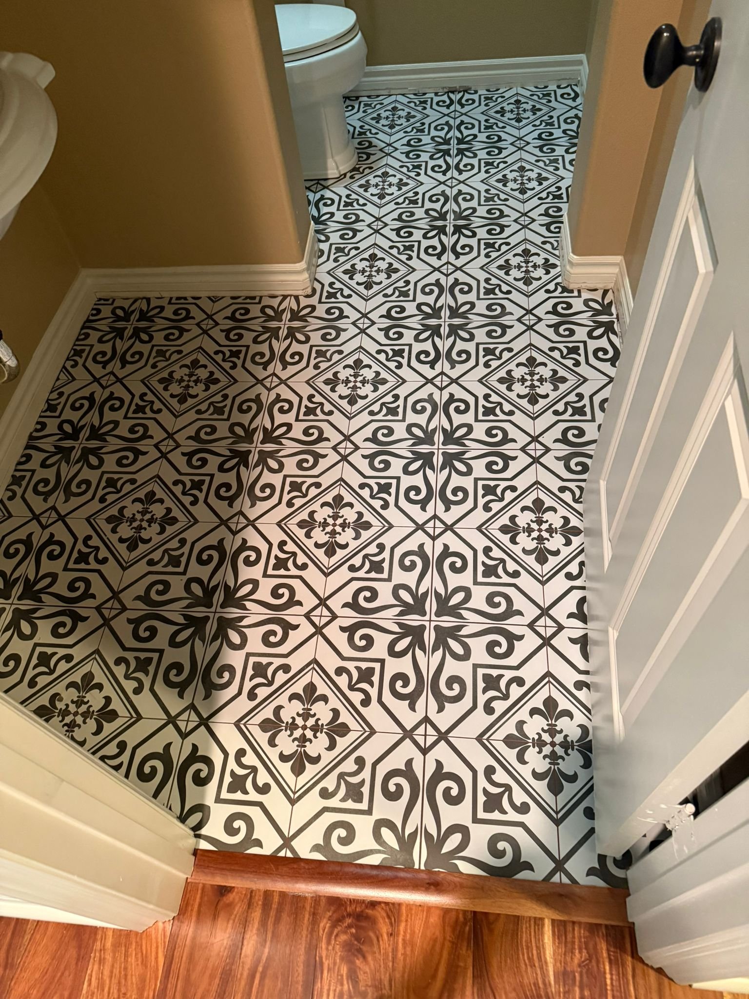 Decorative Bathroom Floor Tile